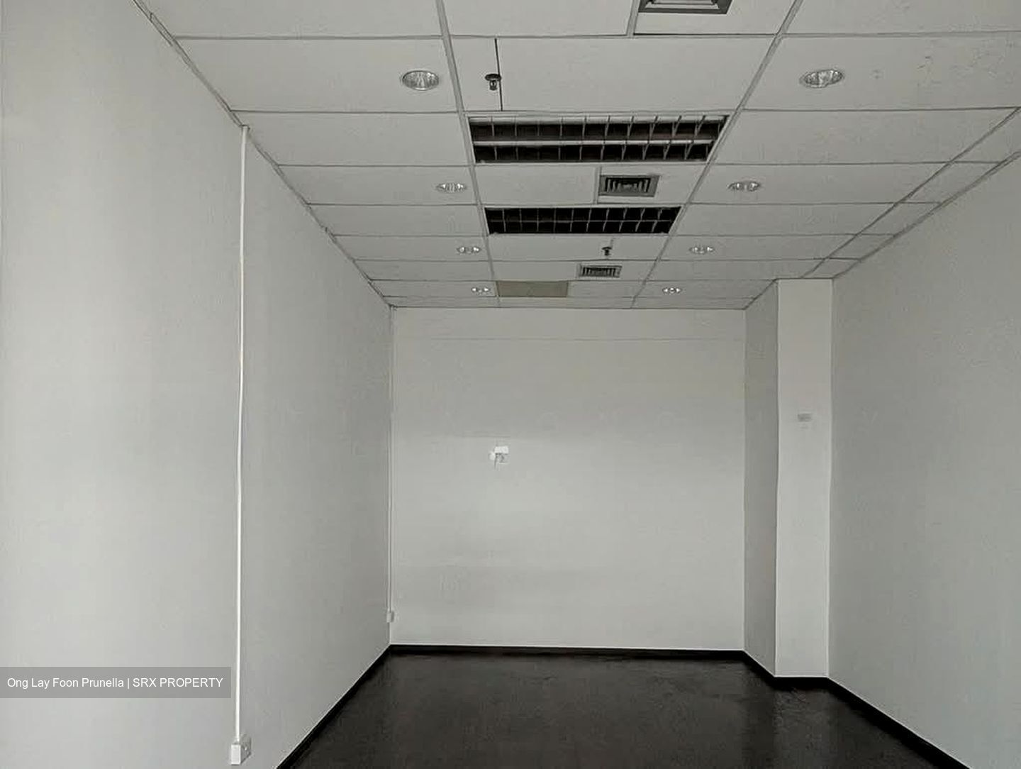 Coronation Shopping Plaza (D10), Retail #631422701